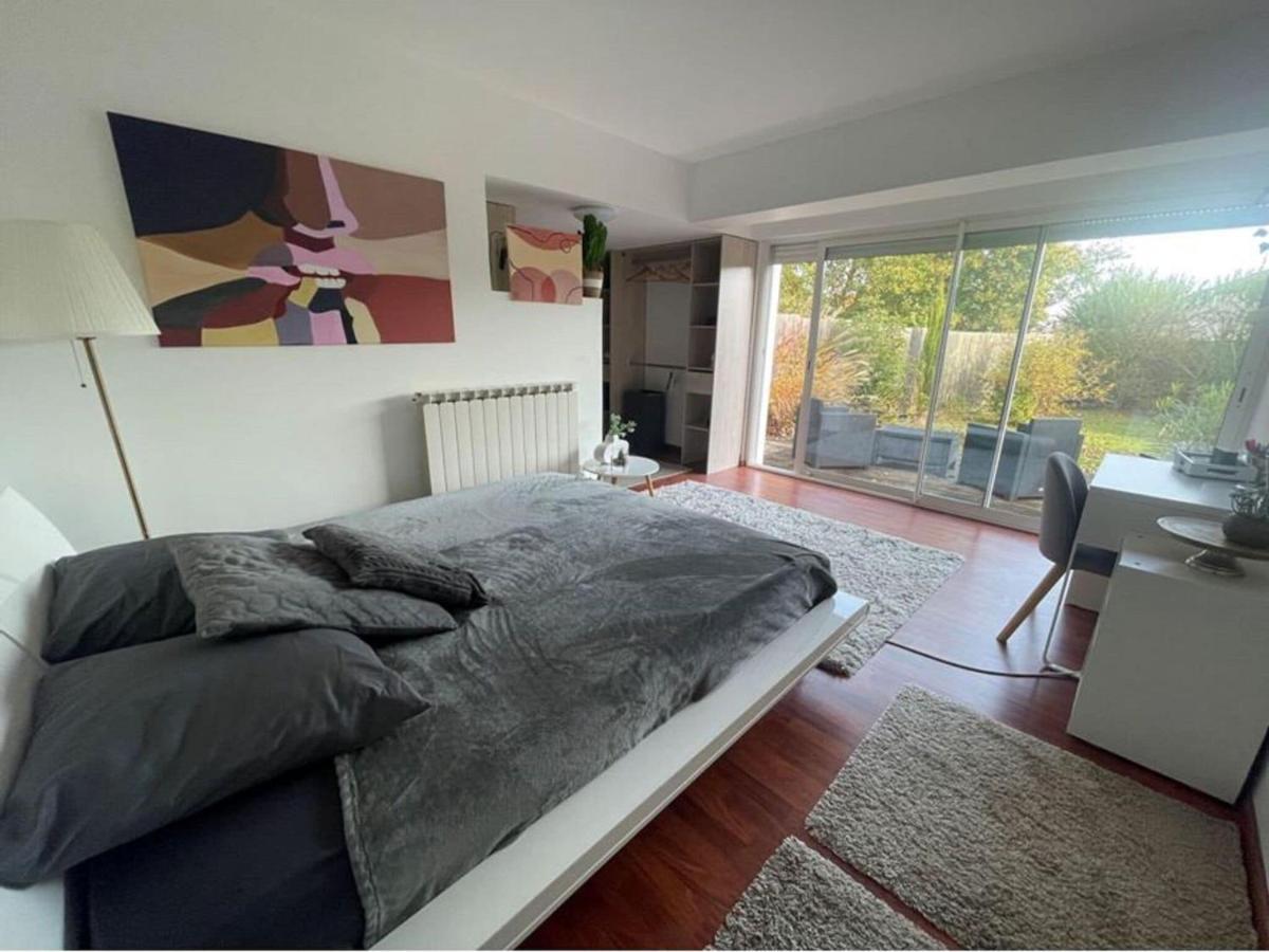 Holiday Home With Indoor Pool, Le Porge Exteriér fotografie