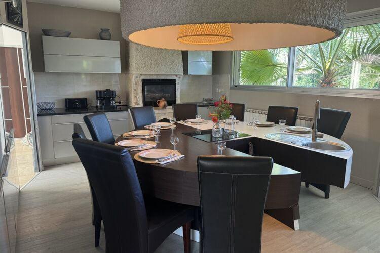 Holiday Home With Indoor Pool, Le Porge Exteriér fotografie
